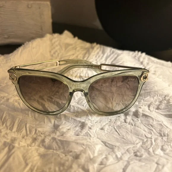 Chloe light green and clear Sunglasses Excellent Condition! - Picture 3 of 8